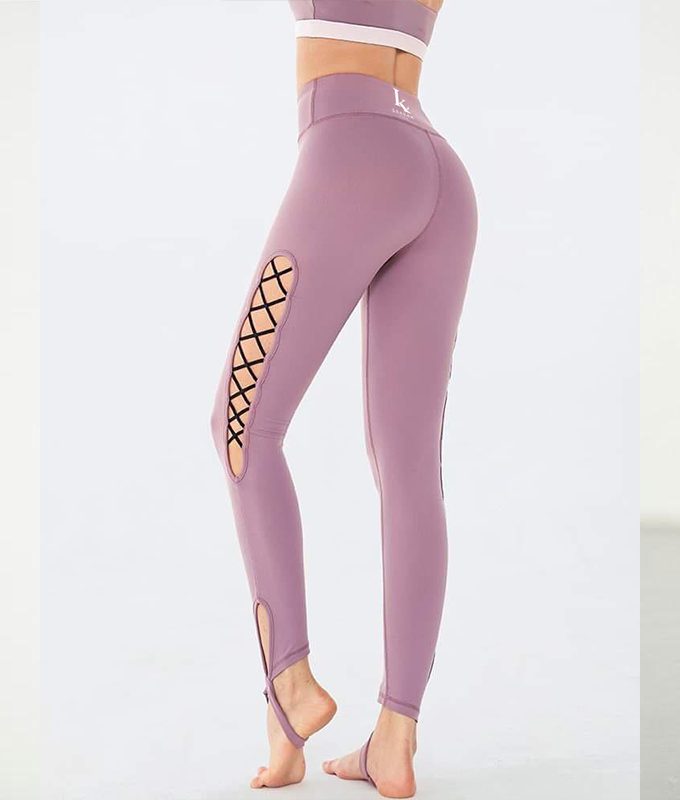 Legging confort taille haute avec laçages sur les côtés et attaches sous le pieds
